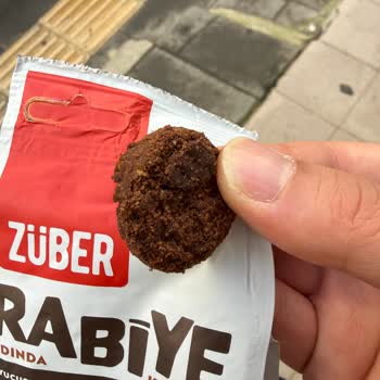 Züber Kakaolu Kurabiyede Bildirilmeyen Siyah Madde Ve Gıda Güvenliği Endişesi