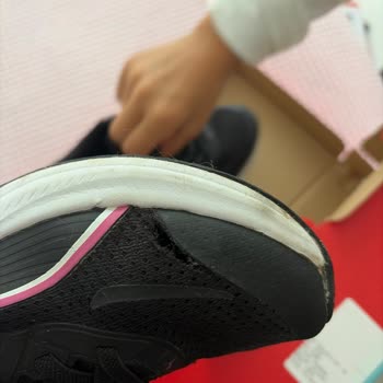Ankara Metromall AVM’de Flo Mağazası'ndan Aldığım Puma Ayakkabısının Üretim Hatası Ve Değişim Talebi