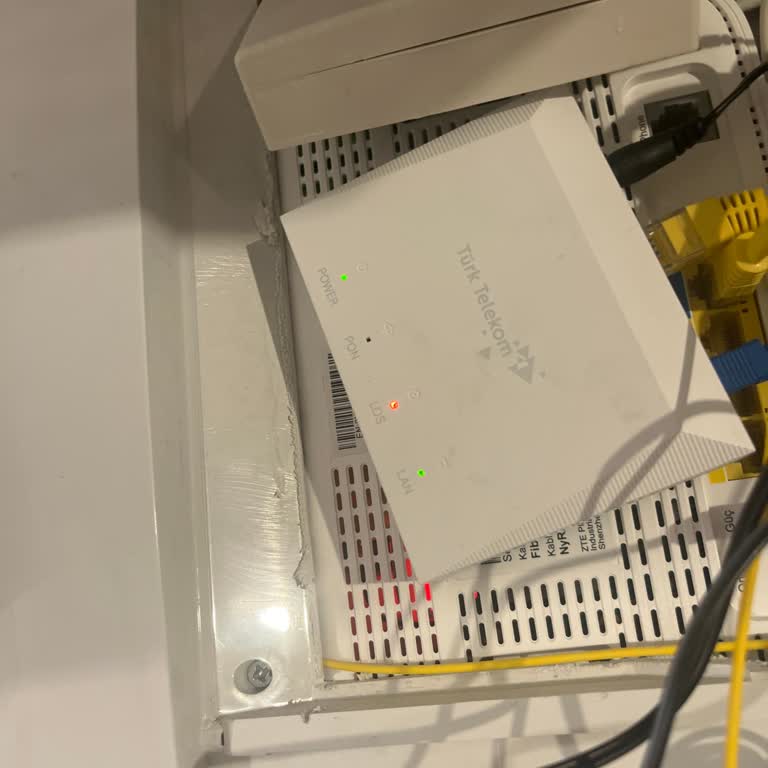 TurkNet Fiber İnternette Kesinti Ve Canlı Müşteri Temsilcisi İade Talebi