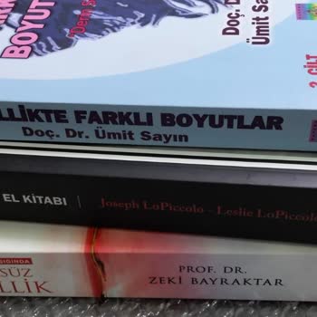 D&R'den İki Ciltli Kitap Setinde İlk Cilt Eksik