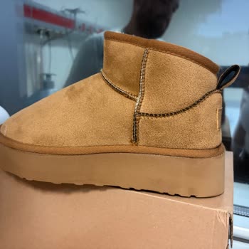 Ugg Ayakkabıda Gelen Ürün Kalitesiz, Diğer Ürün Teslim Edilmedi: Tam İade Talebi