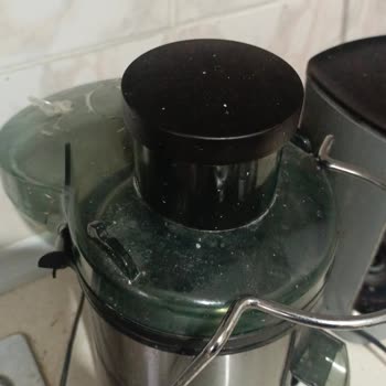 Kısa Sürede Çatlayan Kivi Meyve Sıkacağı İçin Ücretsiz Tamir Veya Değişim Talebi