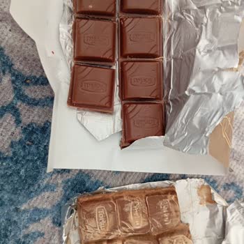 A101'de Kasa Arkası İndirimiyle Satılan Torku Çikolatasının Bozulması Ve Sağlık Riski