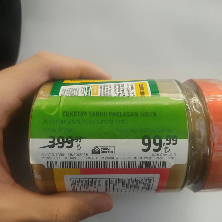 Kasiyerin Fiziksel Zorlaması Ve Haksız Suçlamalarla Mağaza Müdürünün Örtbası