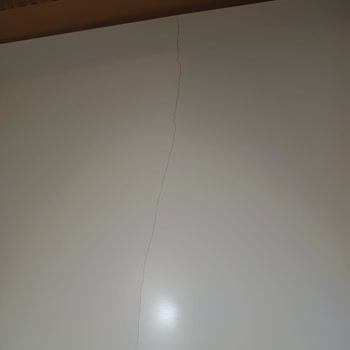 Vivense'den Kırık Çalışma Masası Üst Tablası İçin Hızlı Çözüm Talebi