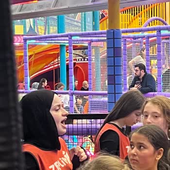 Forum İstanbul Zeplinx Zipline’da Çocuk Sıraya Alınmadı Ve Personel Kaba Davrandı
