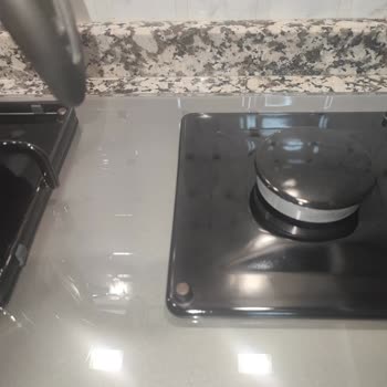 Beko K6510 Ankastre Ocakta Tekrarlayan Kararma Sorunu Ve Ürün Değişimi Reddi