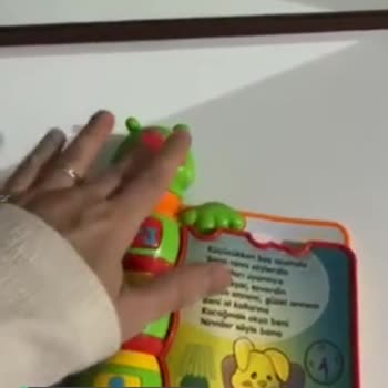 Fisher-Price Eğitici Masalcı Tırtıl Şarkı Çalmıyor