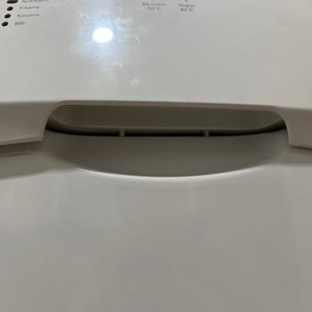 Arçelik Yetkili Servisi Üst Paneli Kırdı Ve Ücretsiz Değiştirmeyi Reddetti
