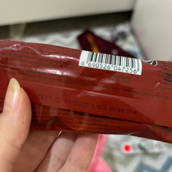 Migros Eti Canga Çikolatasında Canlı Kelebek Ve Sinek Bulundu