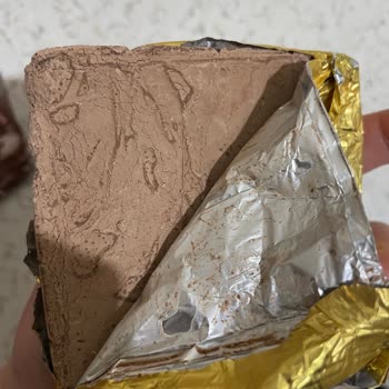 Eti Sütlü Çikolatanın Bozuk Çıkması Ve Gıda Güvenliği Endişesi