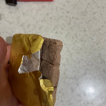 Eti Sütlü Çikolatanın Bozuk Çıkması Ve Gıda Güvenliği Endişesi