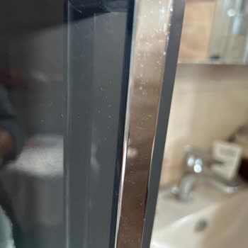 Vitra Banyo Dolabı Ve Lavabo Takımında Üretim Kusuru, Koçtaş'tan Cevapsızlık Ve Garanti Talepleri