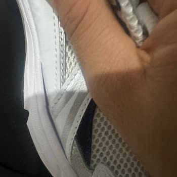 Migros’tan Gelen Defolu New Balance Ayakkabının Kutu Şartı Nedeniyle İadesi Reddedildi