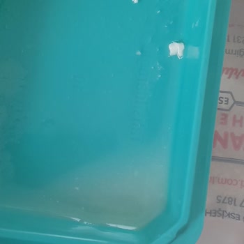 Uzun Son Tüketim Tarihli Tahsildaroğlu Ezine Peynirinin Bozulması
