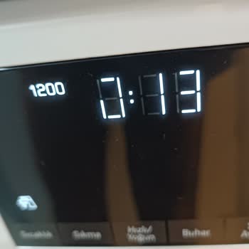 Arçelik Çamaşır Makinesi Ölü Pikseli Nedeniyle Koşulsuz Değişim Talebi