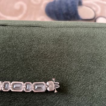 Swarovski Bileklikte Oksitlenme Ve Parlaklık Kaybı Garanti Kapsamında Çözülmedi