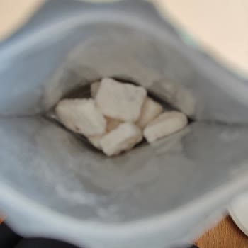 Migros Sütlaç Paketi Vaat Edilen Koleksiyon Kartı İçermiyor