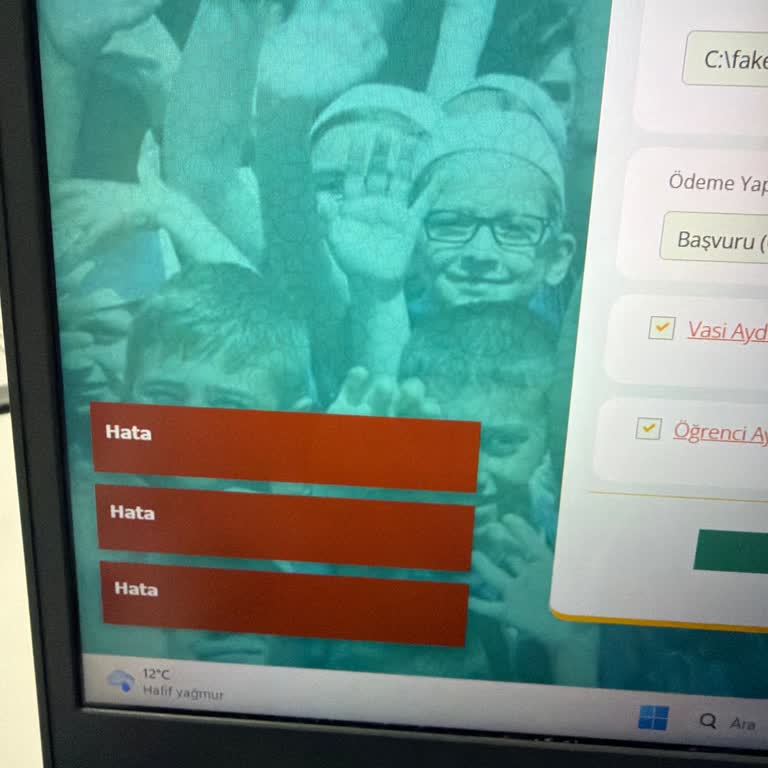 Konya Büyükşehir Belediyesi Eğitim Desteği Başvuru Sisteminde Açıklama Olmadan Hata