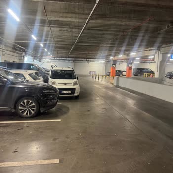 IKEA Çalışanlarından Otoparkta Araç Çekme Talebi Haksız