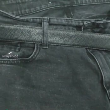 Mavi Marka Siyah Renkli Kot Pantolonlarında Oluşan Beyaz Çizgiler