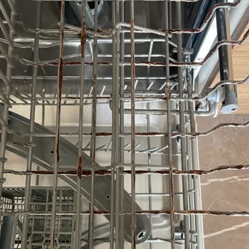 Garanti Sonrası Bulaşık Makinesi Üst Sepette Paslanma Ve Ücretsiz Değişim Talebi
