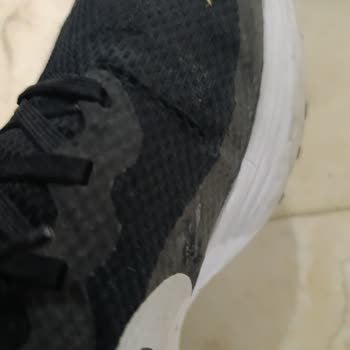 Nike Revolution 8 Ayakkabısının Kısa Sürede Yırtılması Ve Üretim Hatası İadesi Talebi