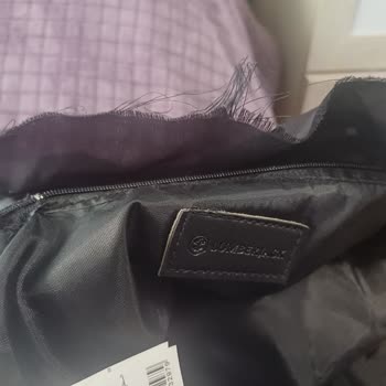 FLO Mağazasındaki Lumberjack Çantada İç Cep Hasarı Ve Yanlış Telefon Kaydı Nedeniyle Destek Alamama