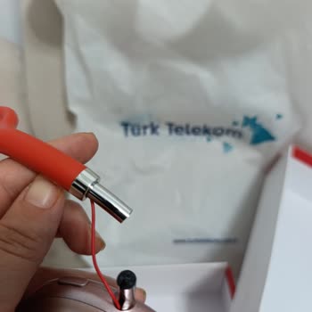 Türk Telekom Kulaklık Kısa Sürede Arızalandı, Servis Kullanıcı Hatası İddiası Ve İade Talebi