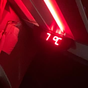 Otobüste Klima Çalışmadığı Nedeniyle Aşırı Üşüme Ve Gece Işıkları Uykuya Engel