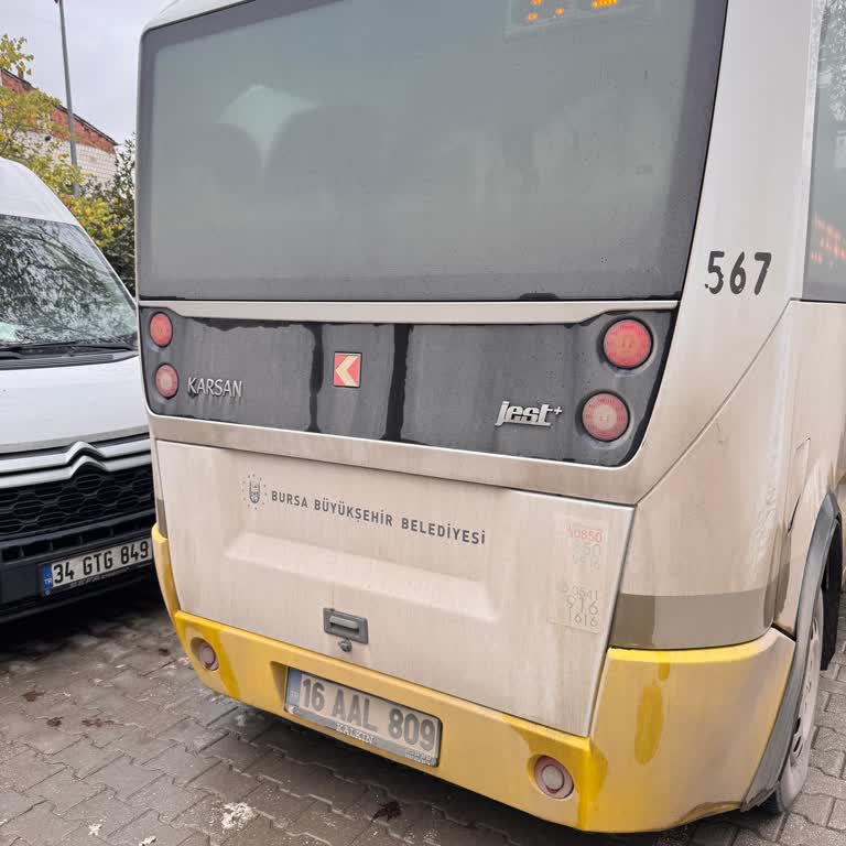 BURULAŞ Otobüs Şoförünün Yol Ortasında Yolcuları Bırakması