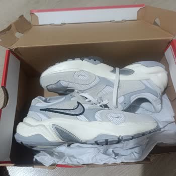 FLO'dan Aldığım Nike Ayakkabısında Üretim Hatası Ve Garanti Sürecindeki Eksik Mağaza Desteği