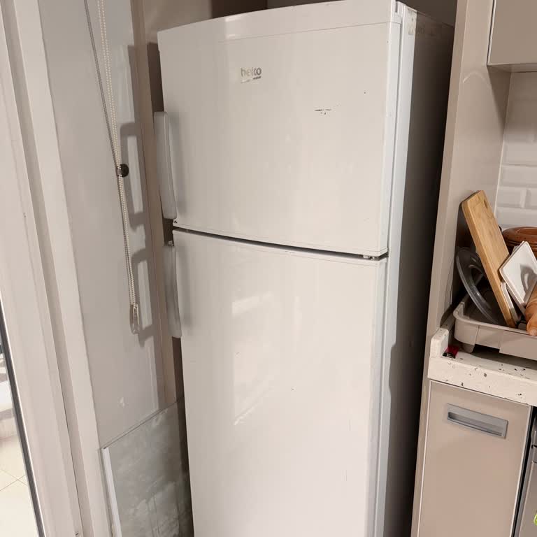 Beko Buzdolabı Gaz Kaçağı Ve Yetersiz Yedek Dolapta Mağduriyet