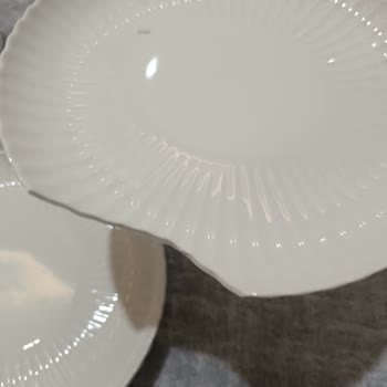 Kırık Tabaklar İçin Ücretsiz Değişim Ve Geri Dönüş Talebi