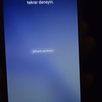 Şarj Aleti Olmadan Şifreli Sıfır Telefon İadesi Reddedildi