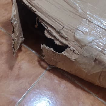Aras Kargo Paket Yırtılması Ve Parça Kaybı Nedeniyle Dolap'ta İade Reddi