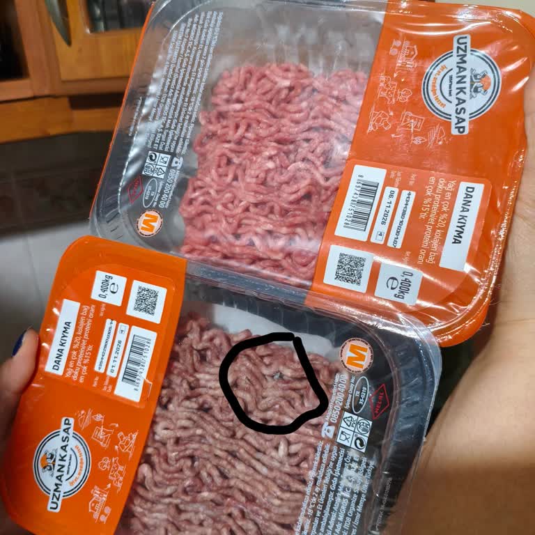 Migros Hemen'den Gelen Uzman Kasap Kıyması Küflenmiş Ve Morarmış