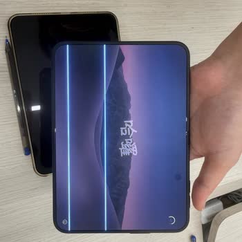 Media Markt'tan Aldığım İphone Duo'da Ekran Çizgileri Ve Çözüm Bulunamaması