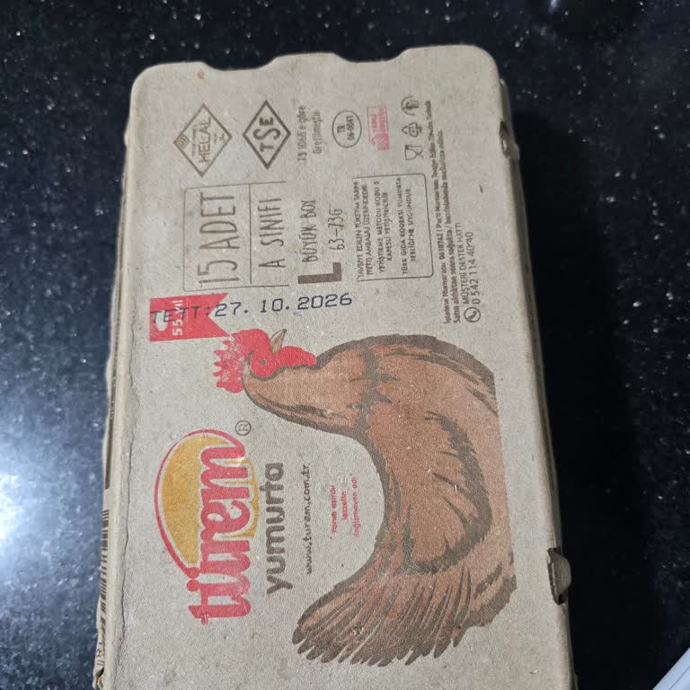 A101 Şubesinde Son Kullanma Tarihi Geçmiş Yumurta Satışı