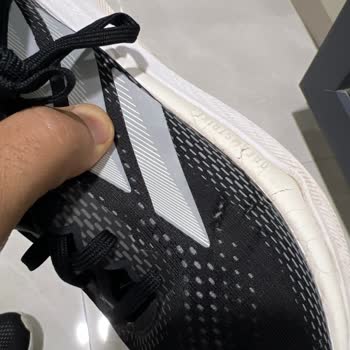 Adidas Supernova Ayakkabılardaki Yırtılma Ve İade Reddi