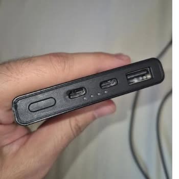 Hepsiburada Spigen Powerbank Type-C Portu Ve Samsung Kablosu Erimiş: Onarım Raporu Yok