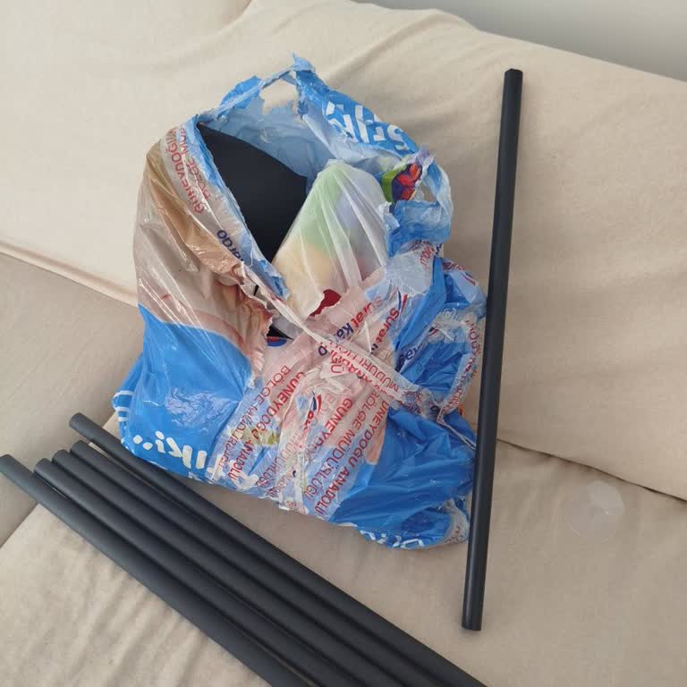 Sürat Kargo Tarafından Açılan Pakette 18 Parça Kayıp Ve Tazminat Talebi