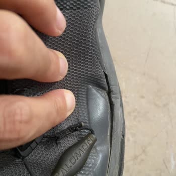 Salomon X Raise Ayakkabıda Kısa Sürede Topuk Yırtılması Ve Su Geçirme Sorunu