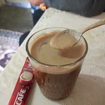 Nescafe 3'ü 1 Arada Paketi Bozuk Çıktı, Mide Bulantısı Ve Kusma Yaşadım