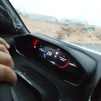 Peugeot 2008 Hibrit Sıfır Araçta Motor Harareti Ve Servis İhmaline Karşı Değişim Talebi