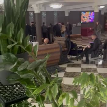 Uçuş İptali Sonrası Otel Konaklaması Sağlanamaması Ve Yolcuların Lobide Uyuma Zorlanması