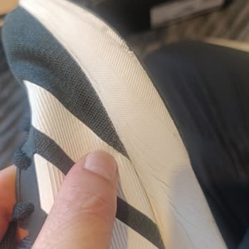 Adidas Duramo RC2M Ayakkabısında Kısa Sürede Yırtılma Ve Kullanıcı Hatası Red Kararı