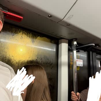 Pegasus’ta Havalandırmasız Otobüs Beklemesi Hamile Yolcuyu Risk Altına Soktu