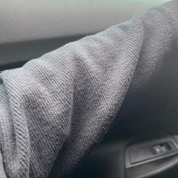 Mihrabaya.com’dan Alınan Kaşmir Hırkada İlk Yıkamada Tüylenme Ve Renk Solması, Geri Dönüş Yok