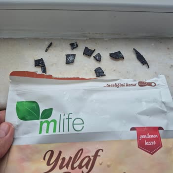 Mlife Yulaf Ezmesinde Sert Siyah Plastik Parçaları Çıktı